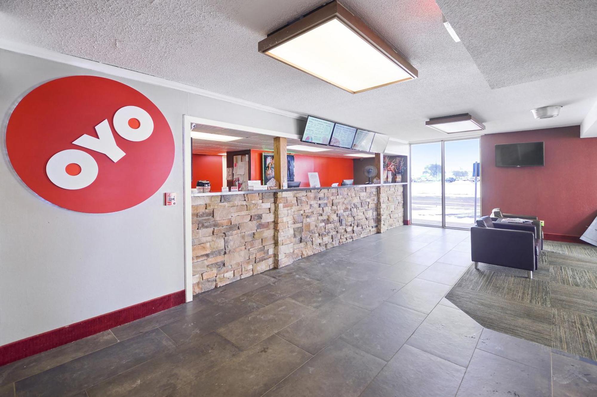Oyo Hotel Goodland Ks Hwy 24 Exterior photo